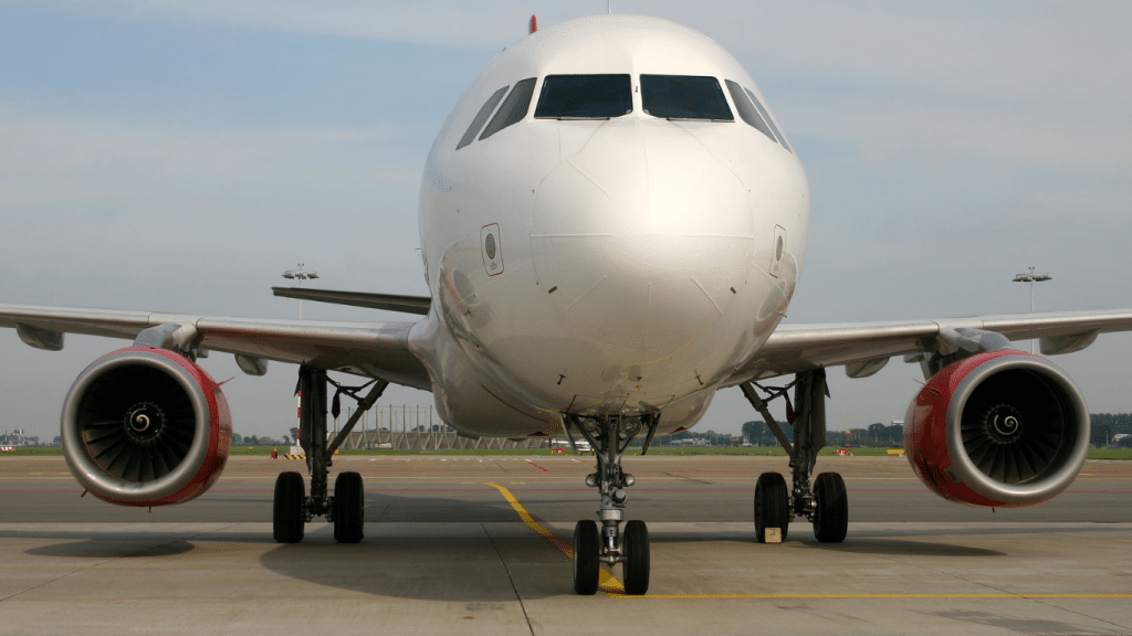 The A320neo is shown with its engines running, producing a gentle roar