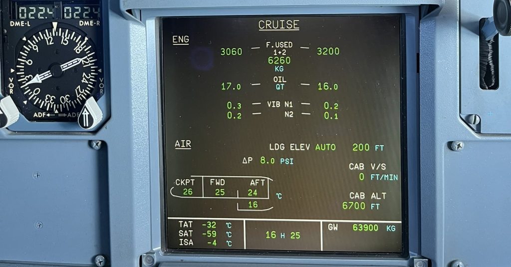 Airbus A320 ECAM system during cruise showing cabin altitude 6700 feet and differential pressure 8.0 psi